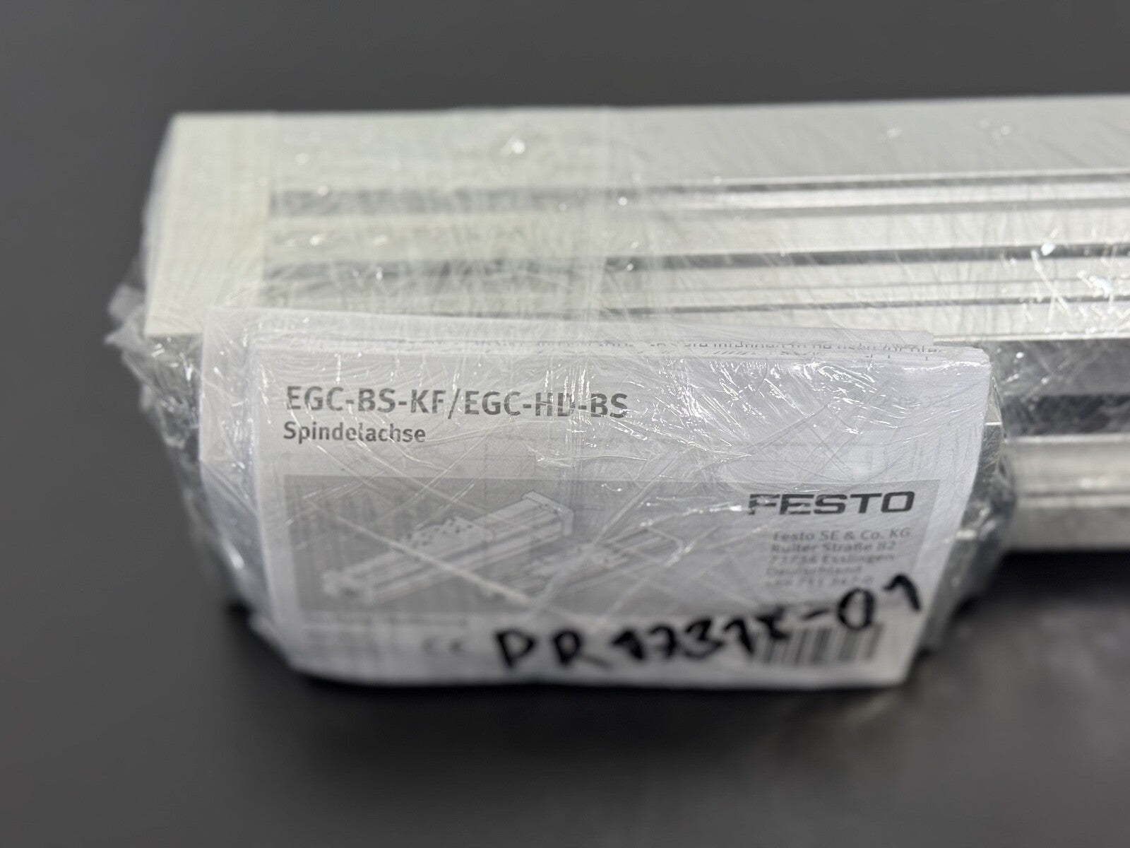 FESTO EGC 70 200 BS 10P KF OH ML GP Belt driven Linear Acuator Ball Bearing4