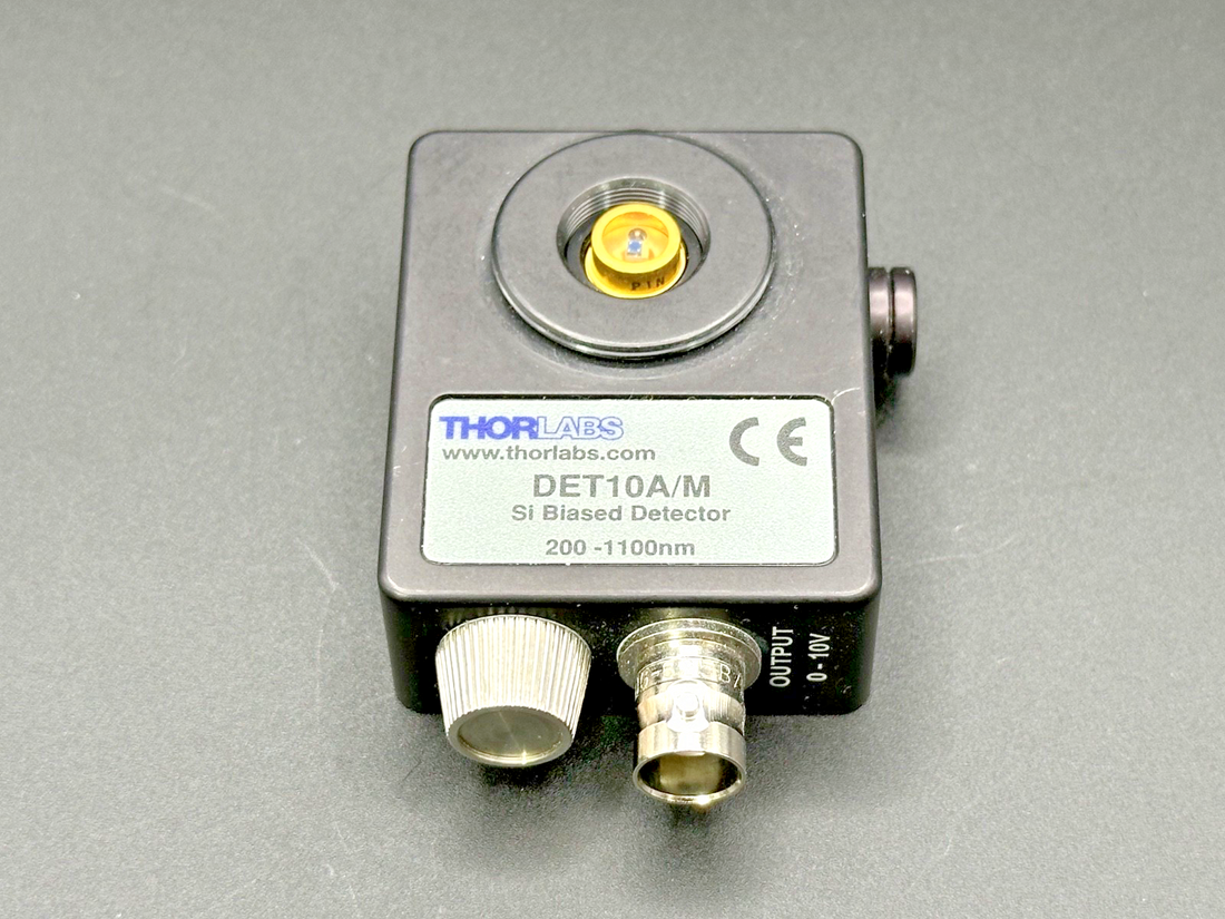 Thorlabs DET10A/M Si Biased Photodetector 200–1100nm 0–10V Output0