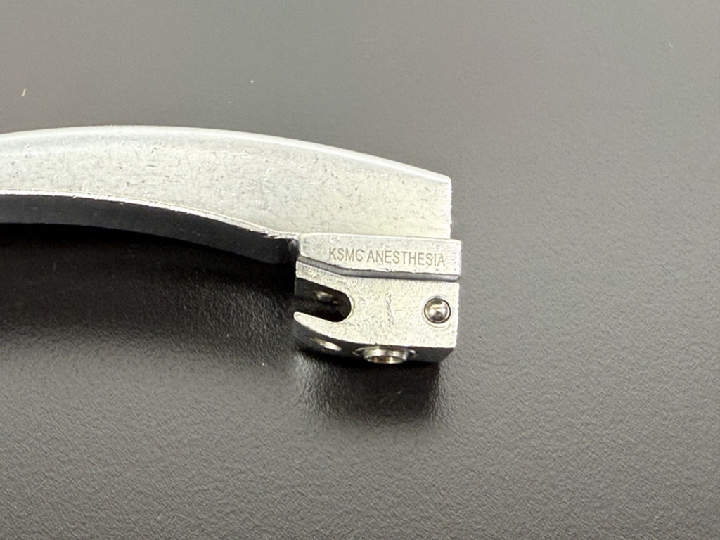 Heine Classic+ MAC 4 FO Laryngoscope Blade – Stainless Steel, Germany1