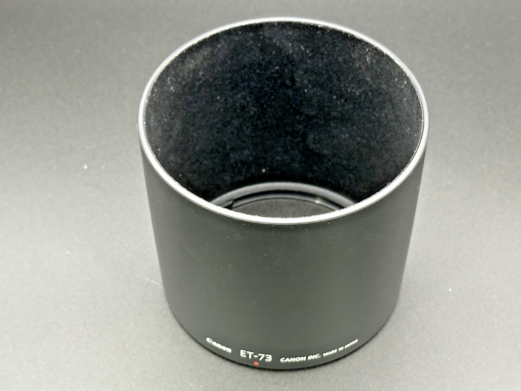 Canon ET-73 Genuine Lens Hood w/ Canon Drawstring Pouch Made in Japan1