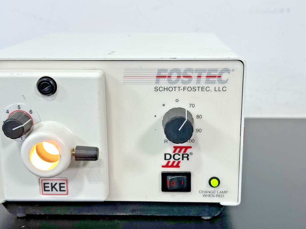 Schott Fostec A20800 DCR III EKE Fiber Optic Light Source 150W Powers On2