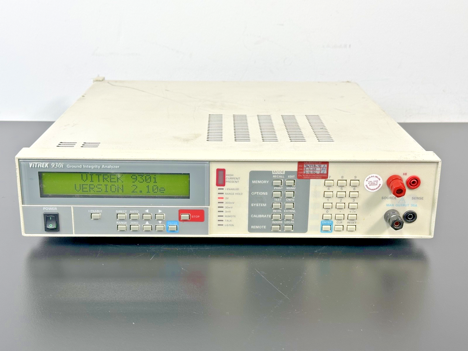 Vitrek 930i Ground Integrity Analyzer with 944i Inputs – Powers On0
