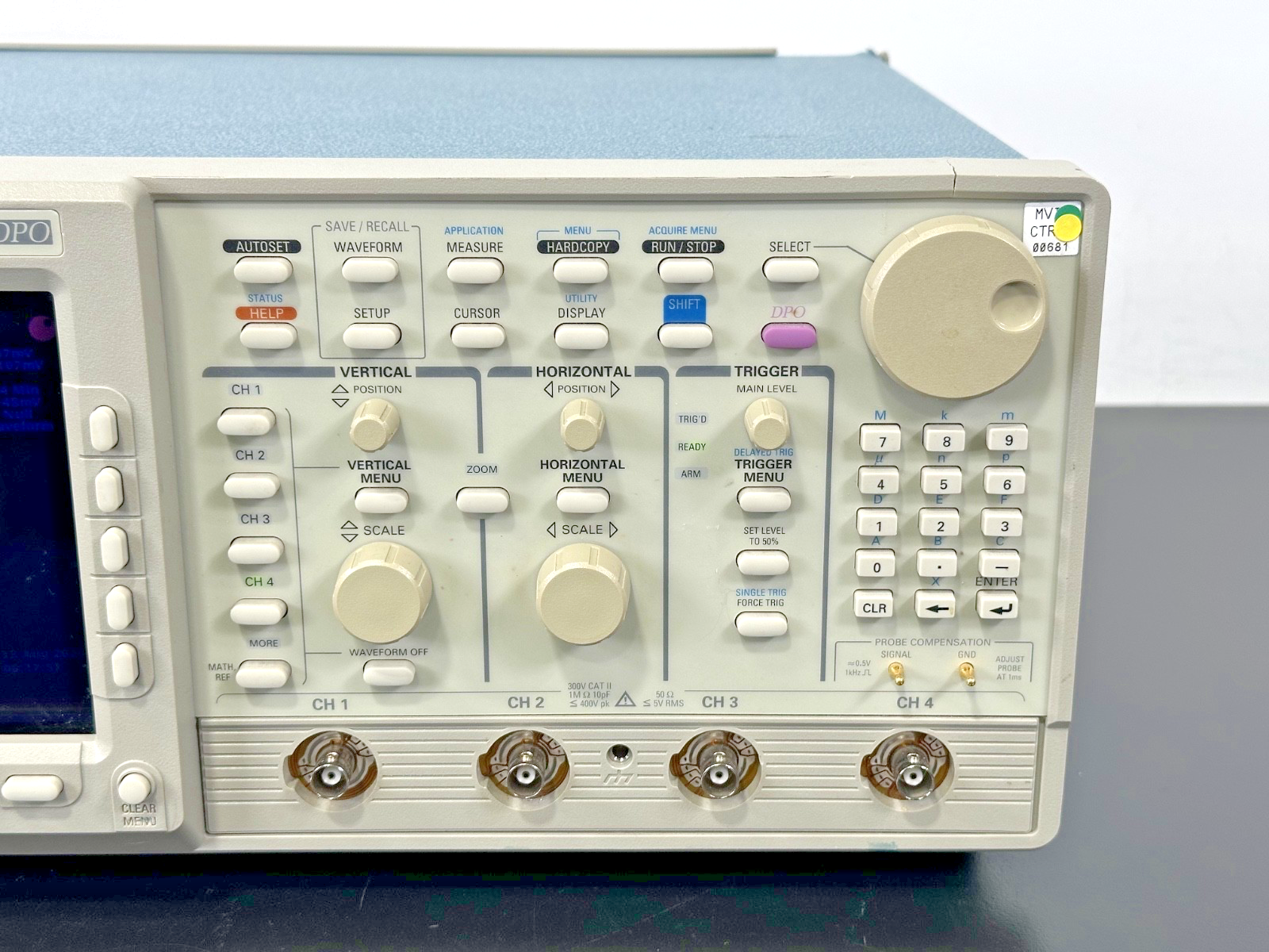 Tektronix TDS784D 1GHz 4GS/s DPO Opt 13 1F 2F Self Test Passed Has Cracks2