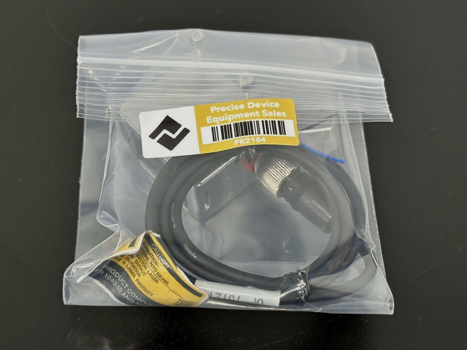 Keyence LR W500C IO Link Laser Sensor w/ Cable & Connector7