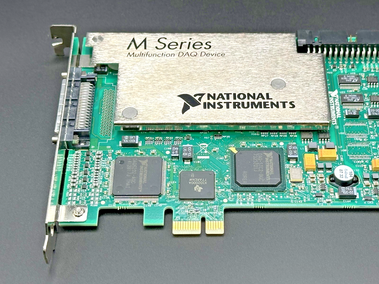 National Instruments NI PCIe 6251 M Series Multifunction DAQ Device1