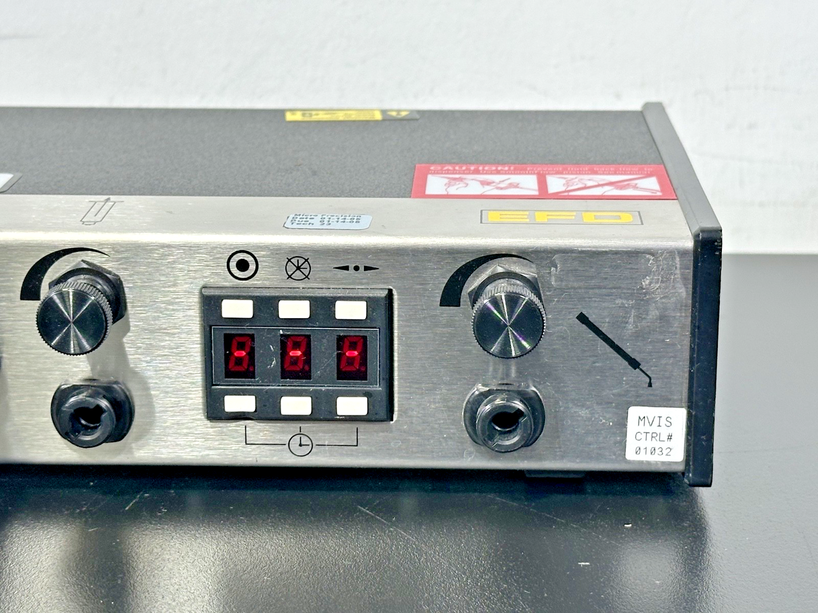 EFD 1500DV Precision Fluid Dispenser Controller Digital Timer Working2