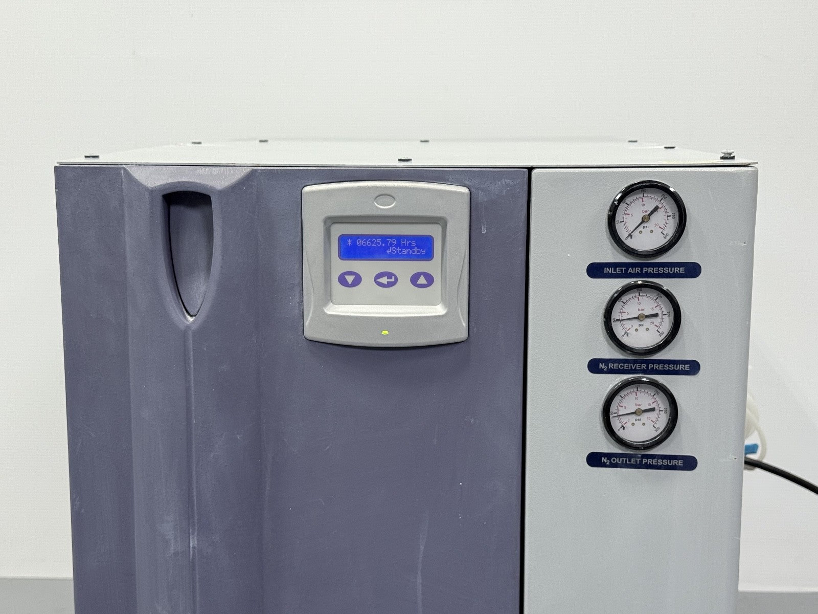 PARKER DOMINICK HUNTER NITROGEN GAS GENERATOR 30 LPM LC/MS, MODEL LCMS30 16