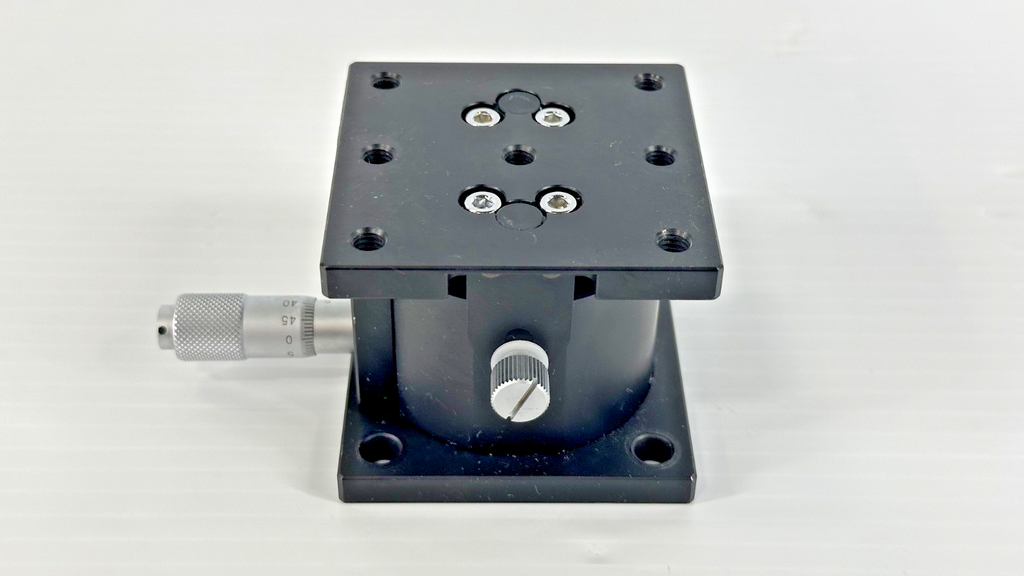 Melles Griot Manual Two Axis Tip Tilt Precision Positioning Stage1