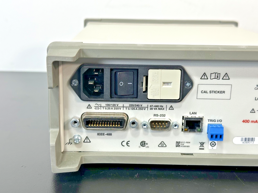 Fluke 8846A 6 1/2 Digit Precision Bench Multimeter IEEE 488 LAN RS 2324