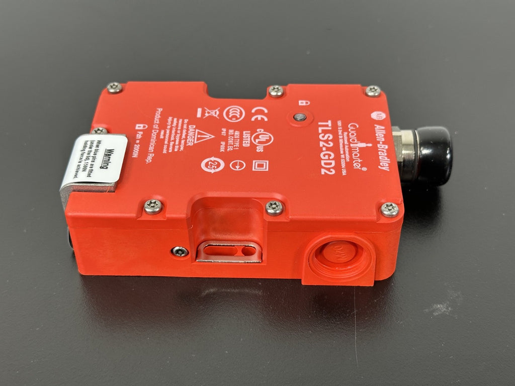 Allen Bradley Guardmaster TLS2 GD2 440G T27239 Safety Interlock Switch3
