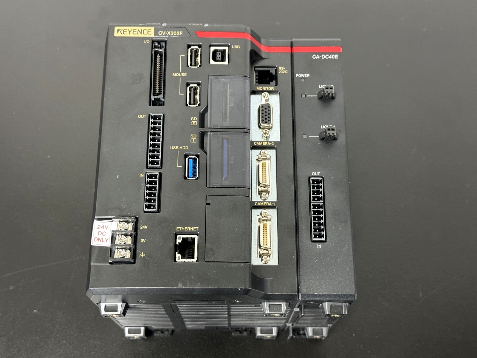 Keyence CV X302F CV X300 Series Vision Controller w/ CA DC40E Expansion Unit0