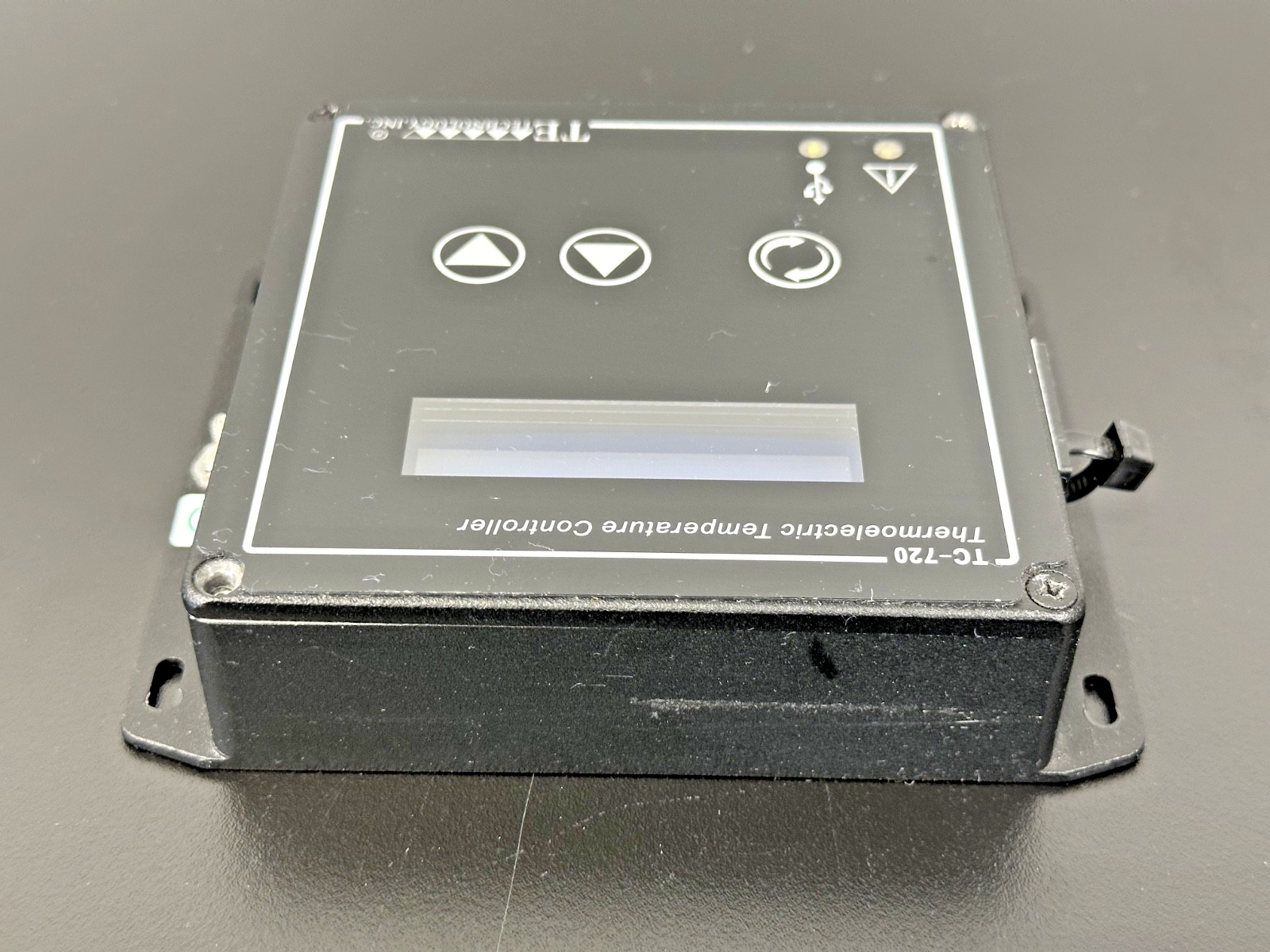 TE Technology TC 720 Thermoelectric Temperature Controller 12 36VDC 20A2