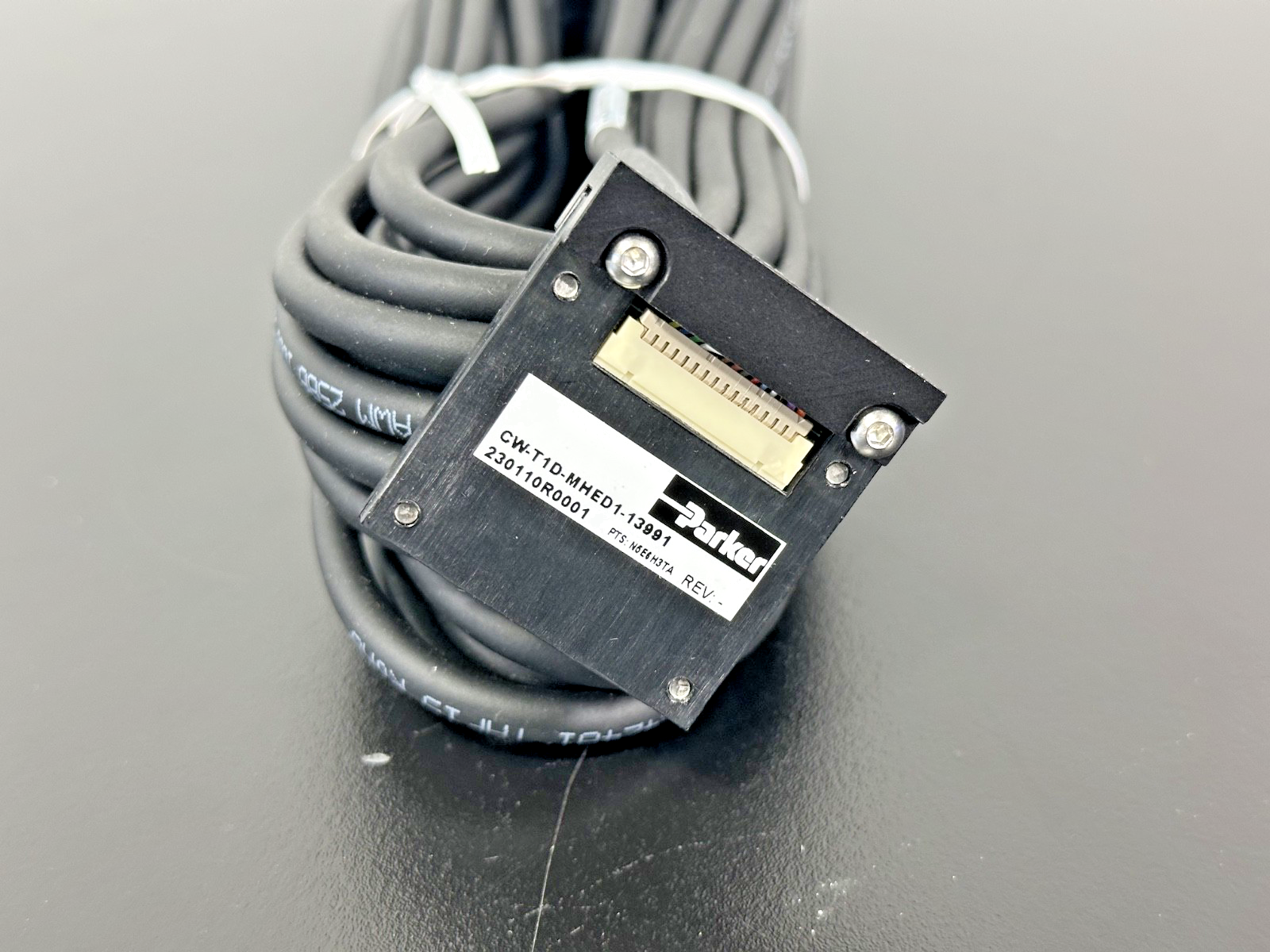 Parker CW T1D MHED1 13991 Machine Vision Camera Cable Assembly1