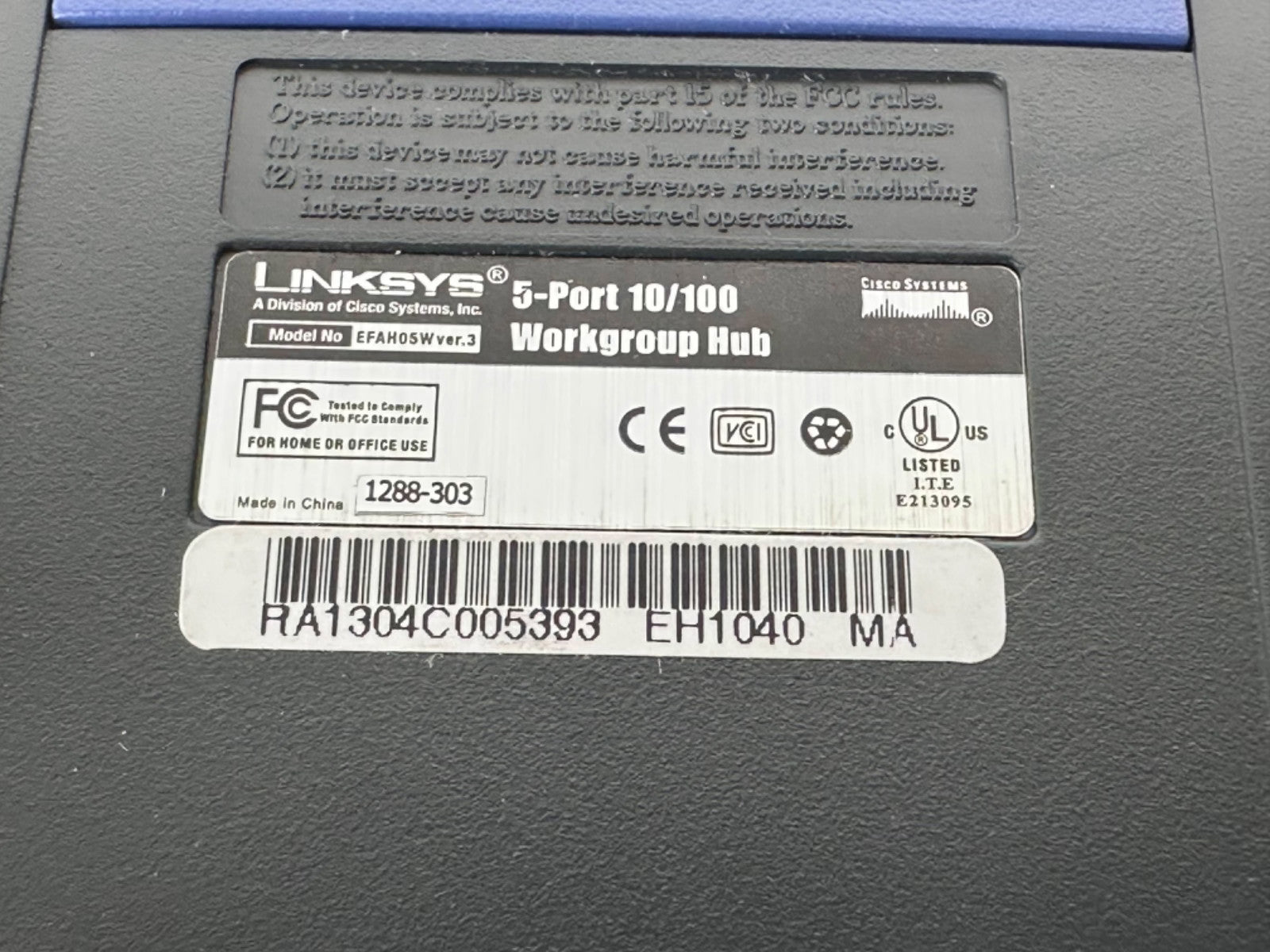 Linksys EFAH05W 5 Port 10/100 Workgroup Hub Cisco Ethernet Network Hub3