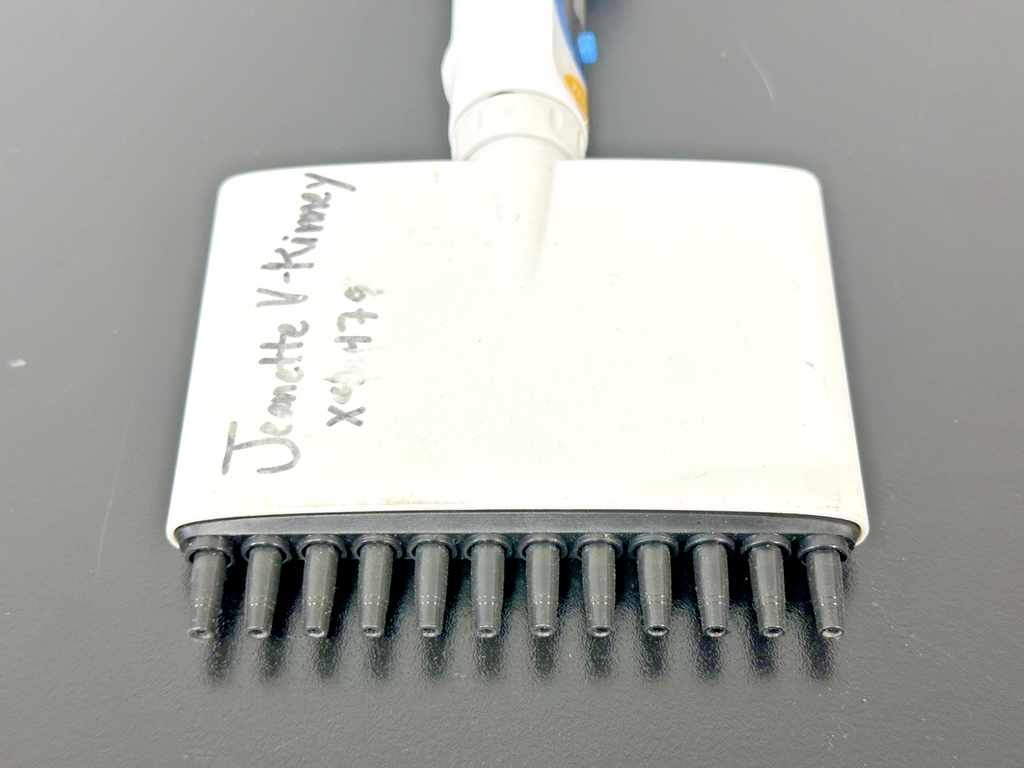 Biohit m100 12 Channel 5 100uL Adjustable Multichannel Pipette2