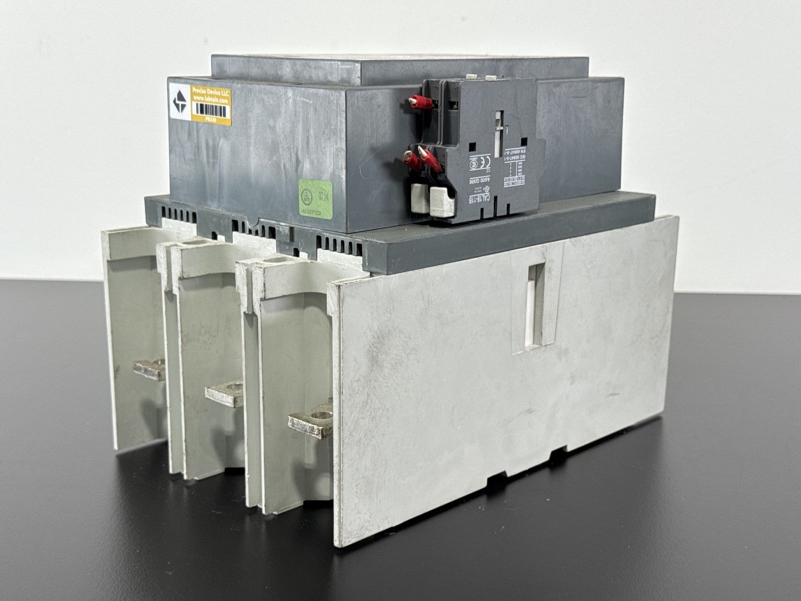 ABB 3 Pole Contactor AF460 30 1000V 650A 500HP, 100 250 Volt AC/DC Coil3