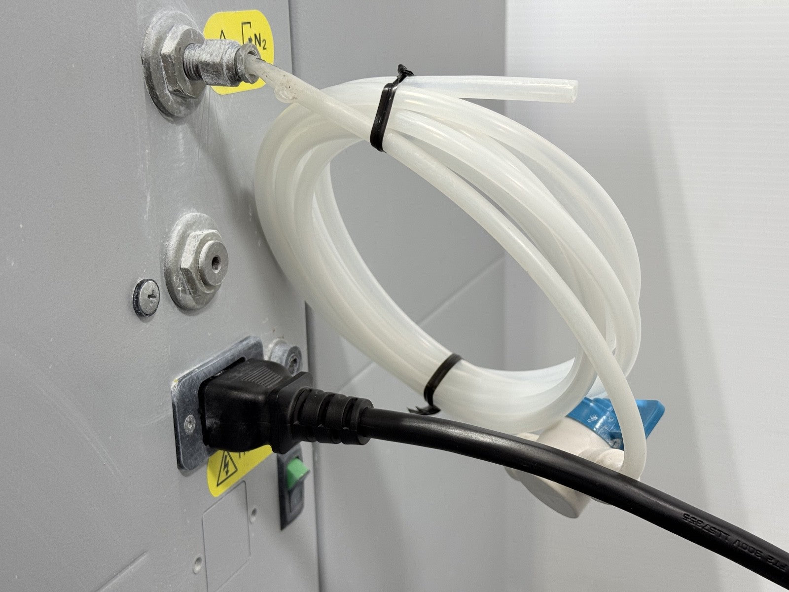 PARKER DOMINICK HUNTER NITROGEN GAS GENERATOR 30 LPM LC/MS, MODEL LCMS30 14