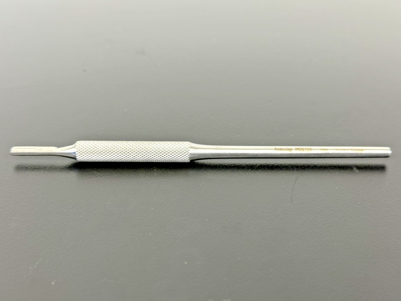 Aesculap MG575R Tebbetts Precision Blade Handle 5 3/4 Inch Germany0