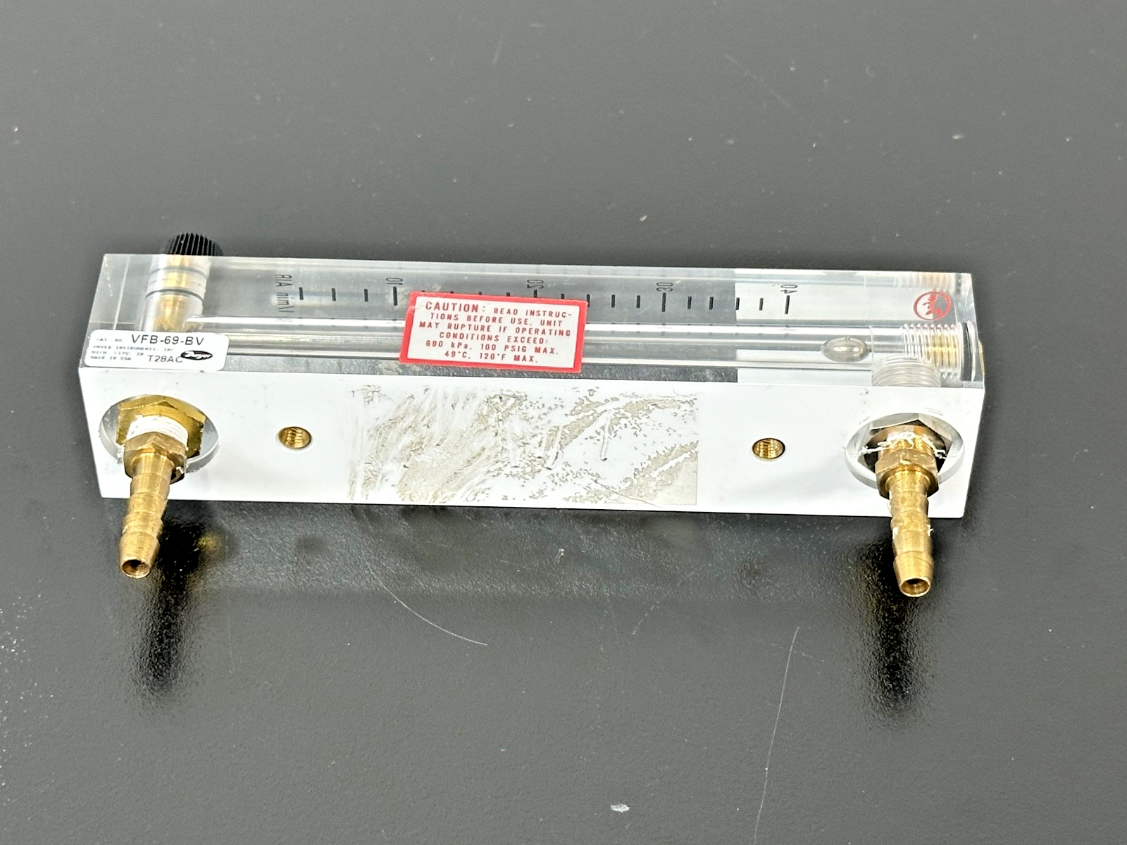 Dwyer VFB 69 BV Air Flow Meter Rotameter 0 40 L/min w/ Valve Used Untested2