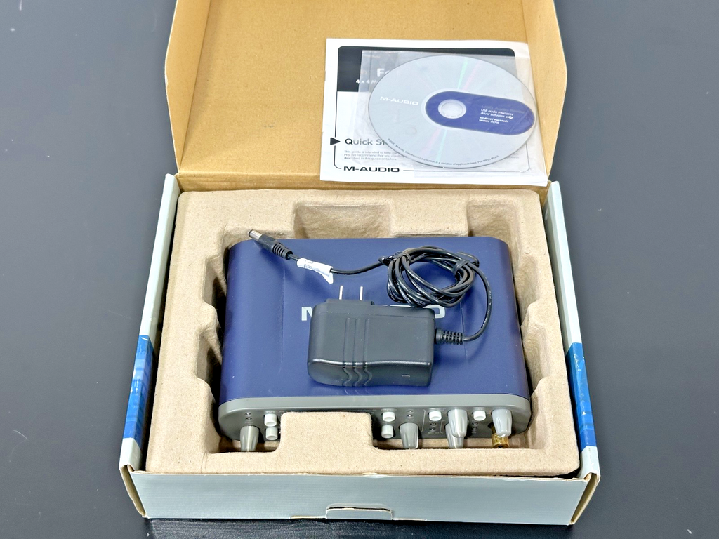 M Audio Fast Track Pro 4x4 USB Audio MIDI Interface w/ Power Adapter Box0