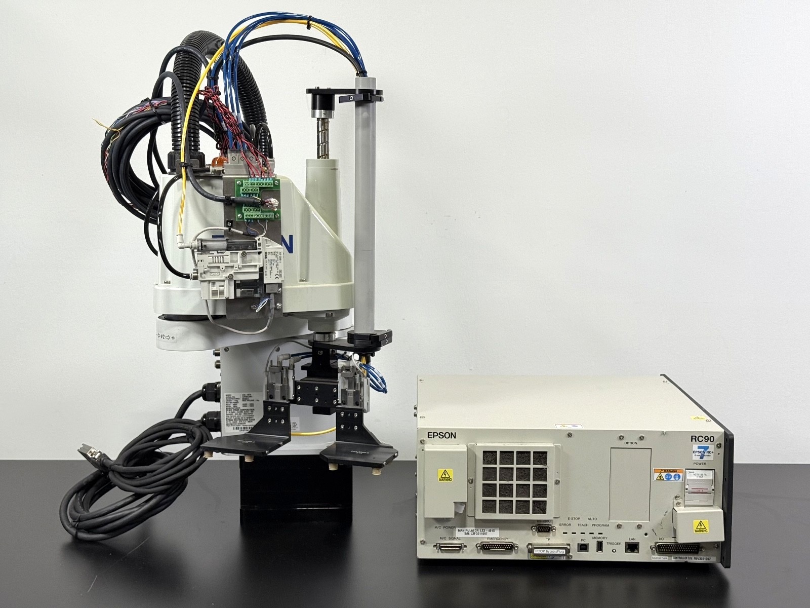 Seiko Epson LS3 401S 4 Axis SCARA Robot w/ RC90 Controller 200–240VAC0