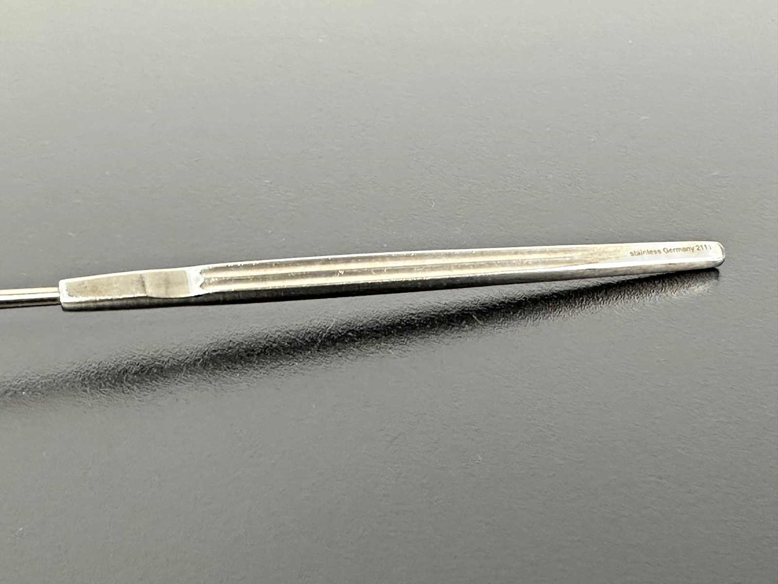 Aesculap MA146R Lempert Elevator Slight Angled 3mm 172mm Germany3