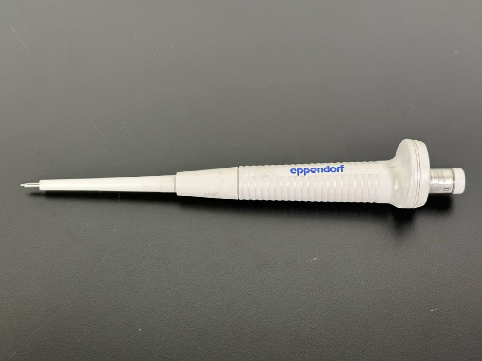 Eppendorf Adjustable Micropipette 0.5 10uL Laboratory Pipettor0