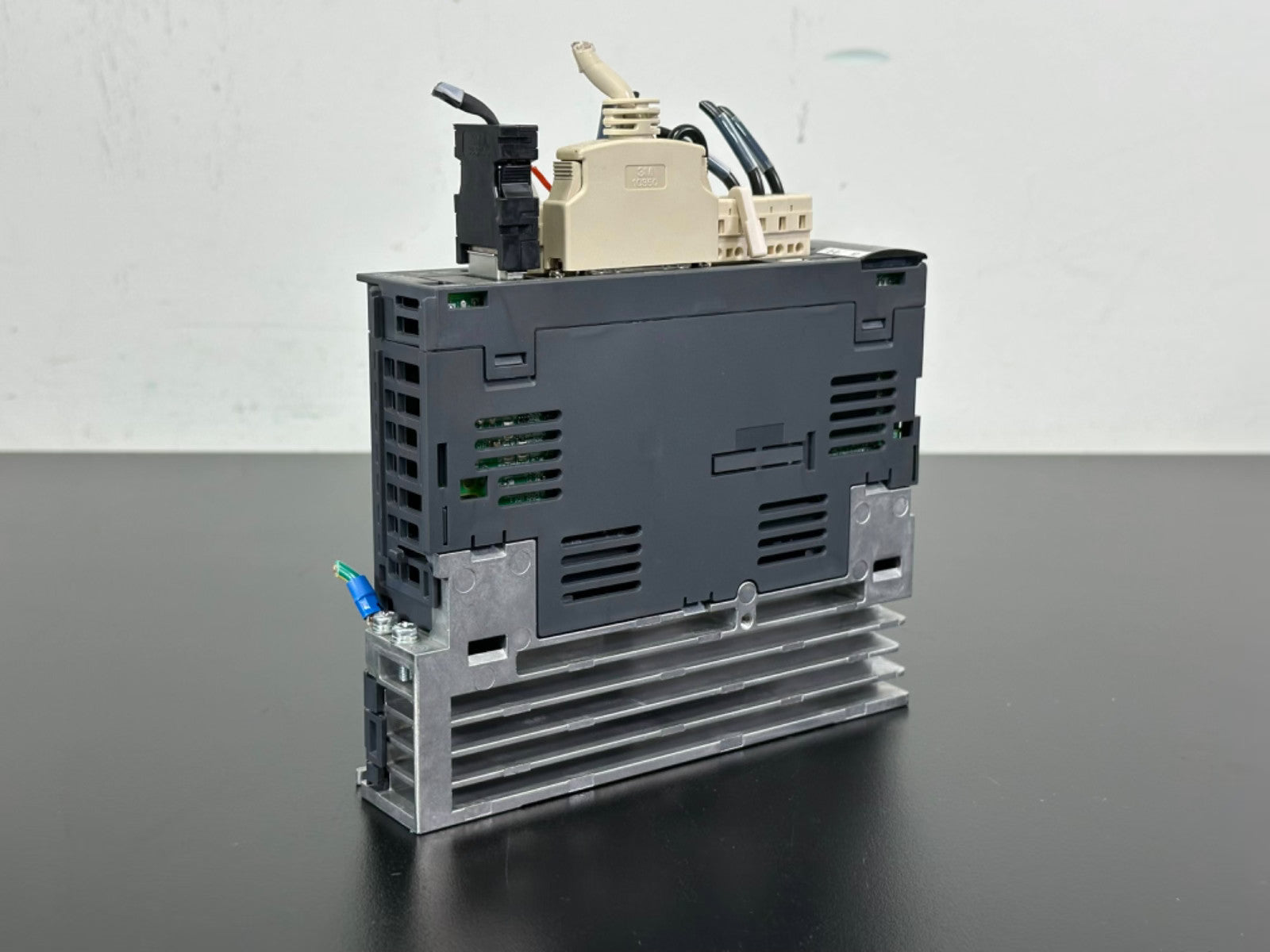 Mitsubishi Electric MR J3 10A RX035T031 Servo Drive Amplifier 100W MR J33