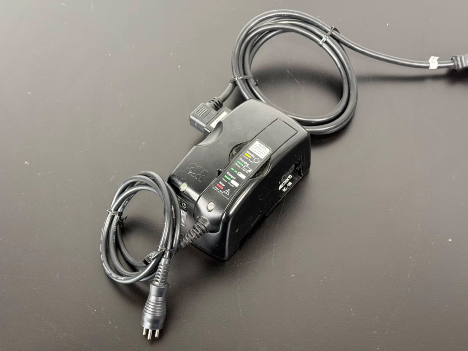 3M Smart Battery Charger BC 100 Power Base BC 210 Charging Dock Unit0