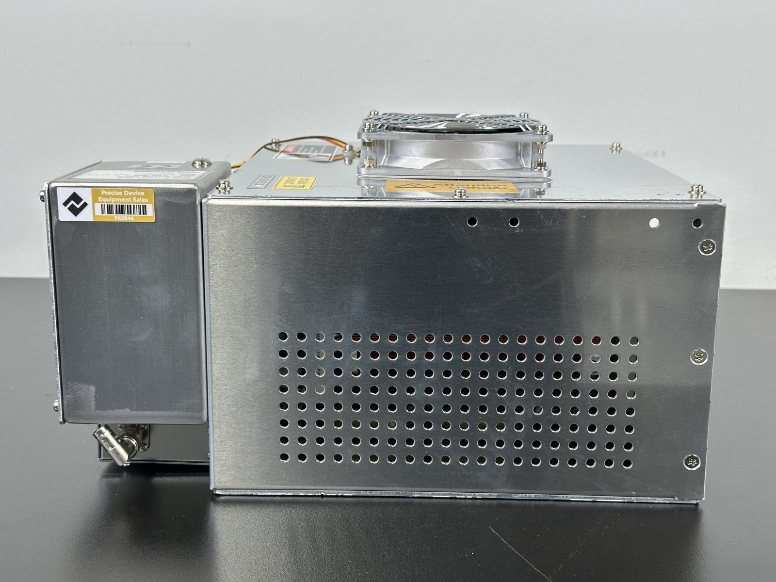 Pearl Kogyo M 05A2LS 400K 400kHz RF Matching Box Network 500W3