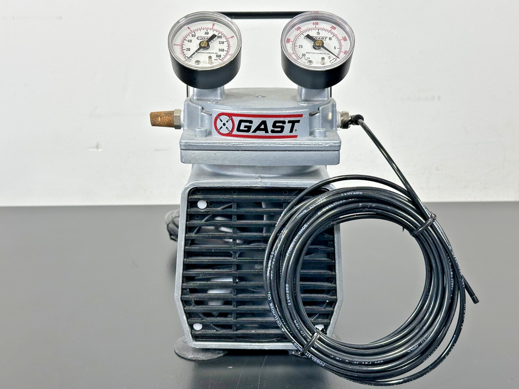 GAST DOA P104 AA Oil Less Diaphragm Vacuum Pressure Pump 115V Dual Gauge Working1