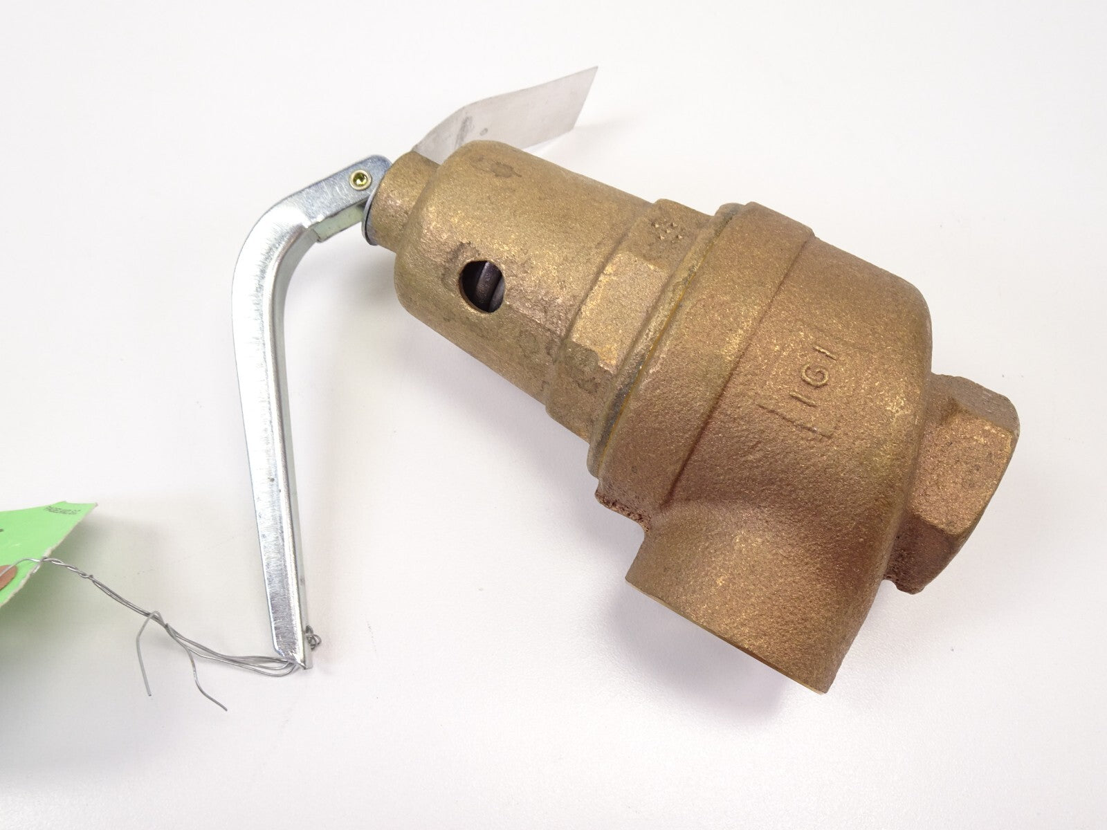 Apollo RVW61 Hot Water Relief Valve1