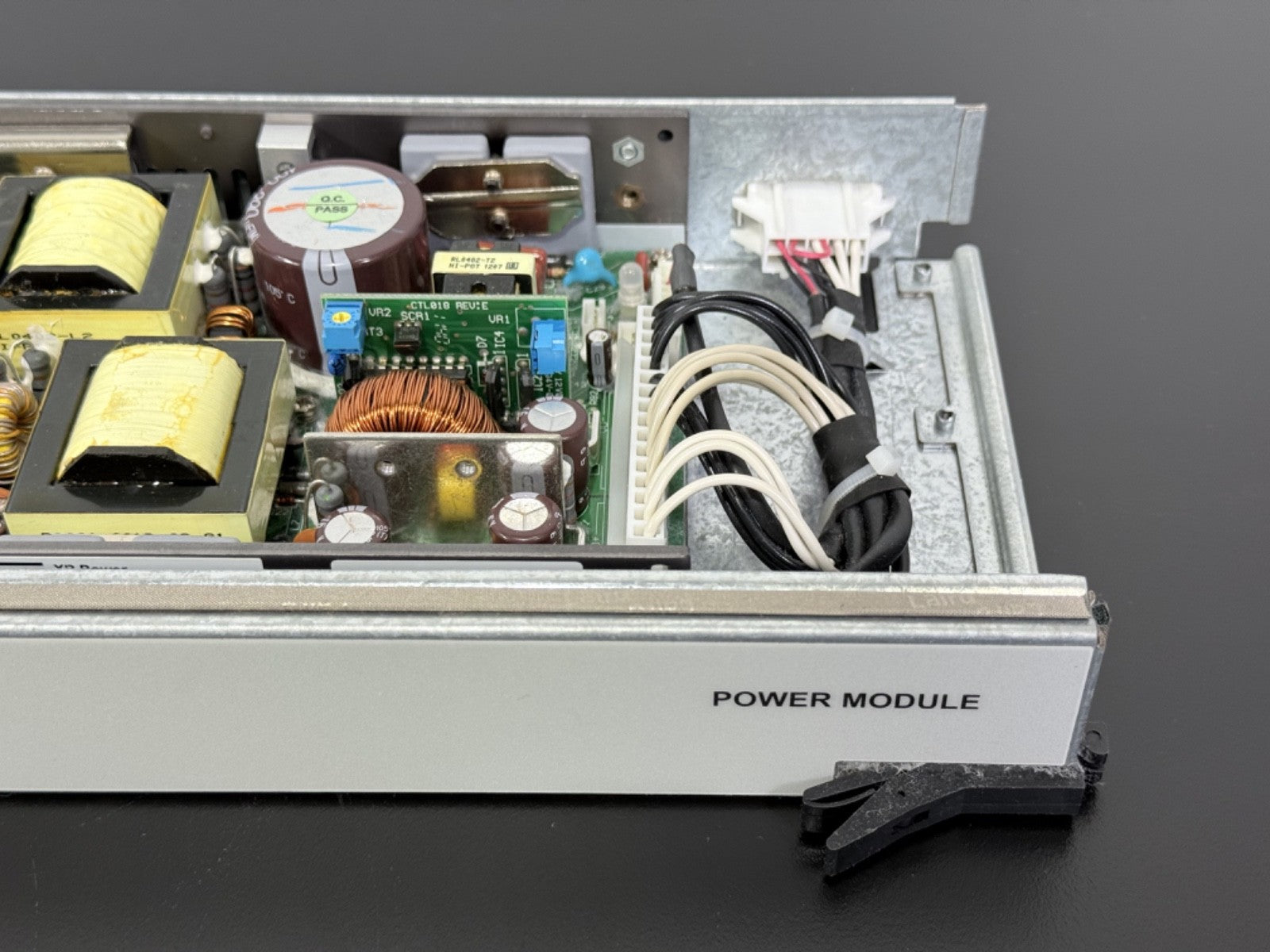 XP Power P10554 Rev C Switching Mode Power Supply Module – Medical1