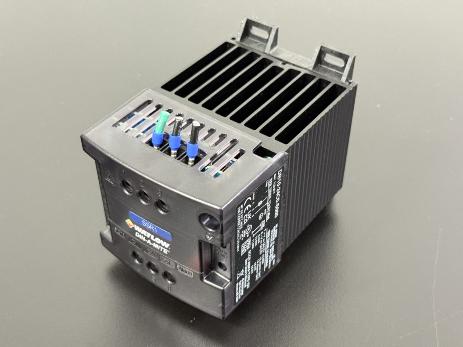 Watlow DIN A MITE DB10 24C0 S000 Solid State Power Controller SSR 35A 100 240VAC1