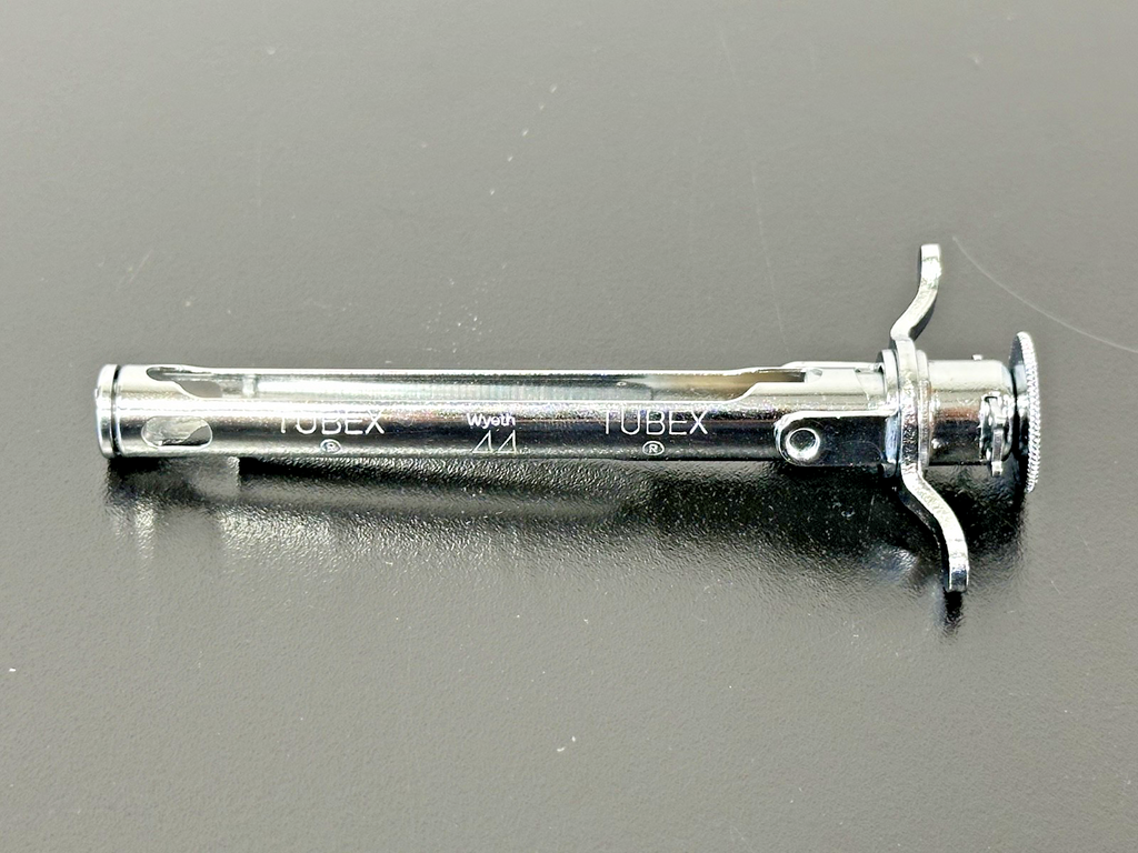 Wyeth TUBEX Model 44 Reusable Cartridge Syringe Holder0