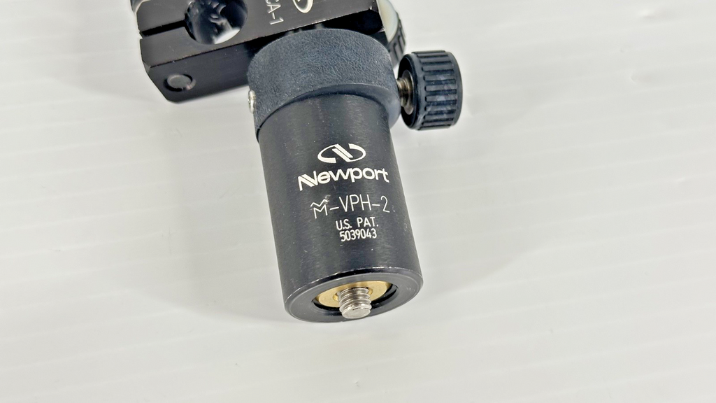Newport M VPH 2 Optical Post Holder w/ M CA 1 Right Angle Post Clamp3