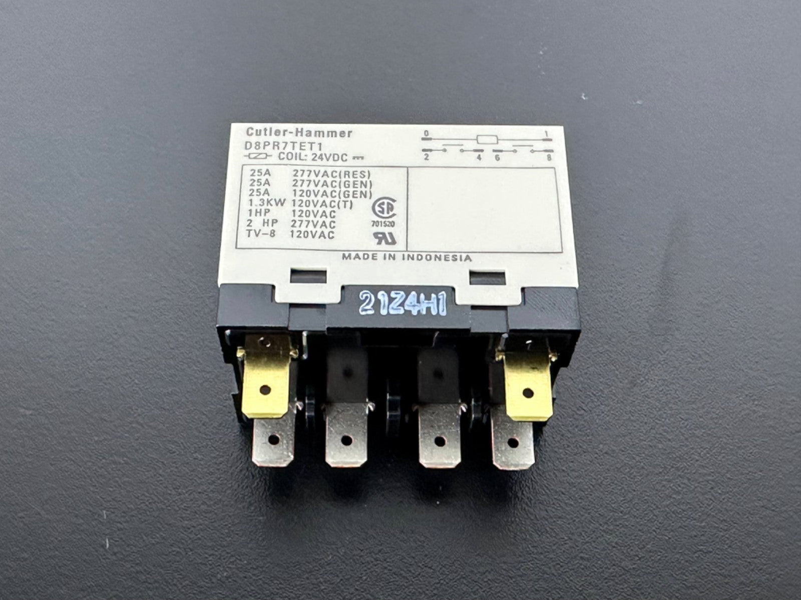 Cutler Hammer D8PR7TET1 Relay 24VDC Coil 25A 277VAC Industrial Control0