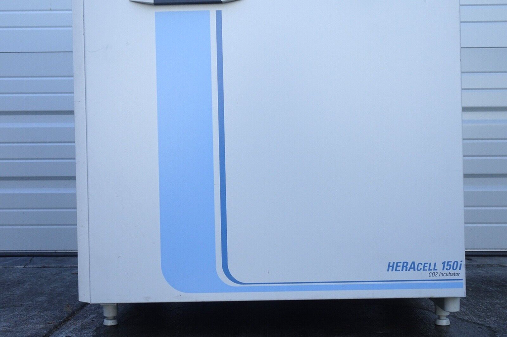 Thermo Scientific HERAcell 150i C02 Incubator3