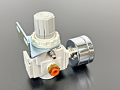 SMC 10 AR20 N02BG Z B Pneumatic Air Pressure Regulator w/ Gauge Used Untested4
