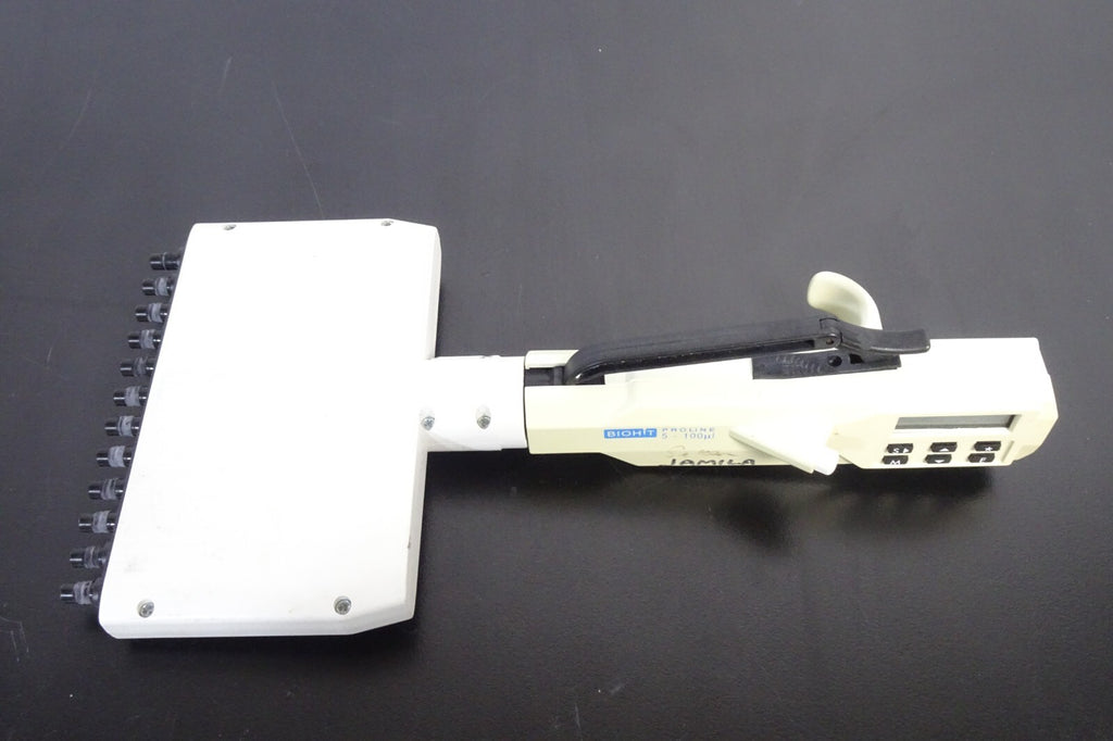 VWR calibra 852 multichannel pipette pipet 10 100uL volume 8 channel0