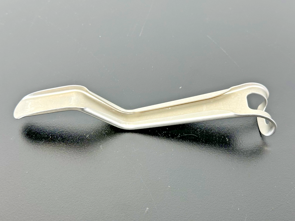Aesculap D0010R Stainless Steel  Retractor – Used4