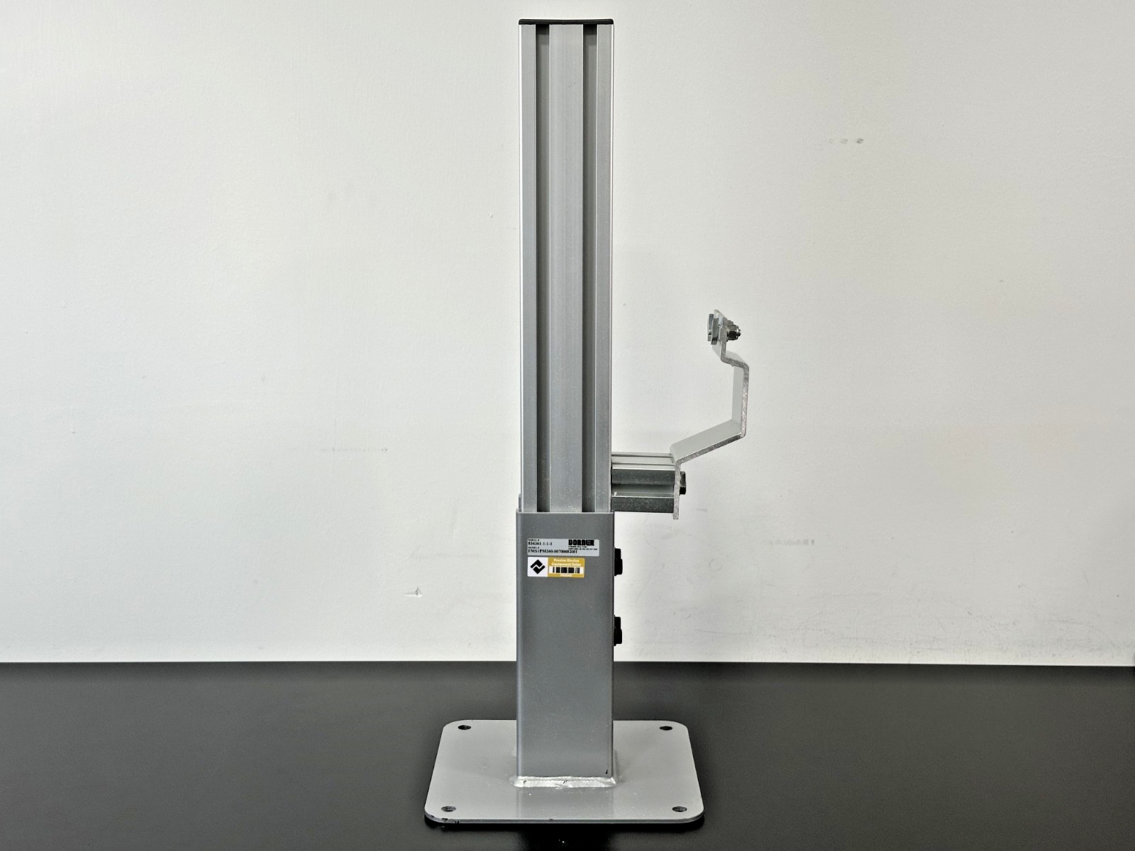 Dorner FMS1PM260 807000820H Single Post Adjustable Conveyor Support Stand Used0