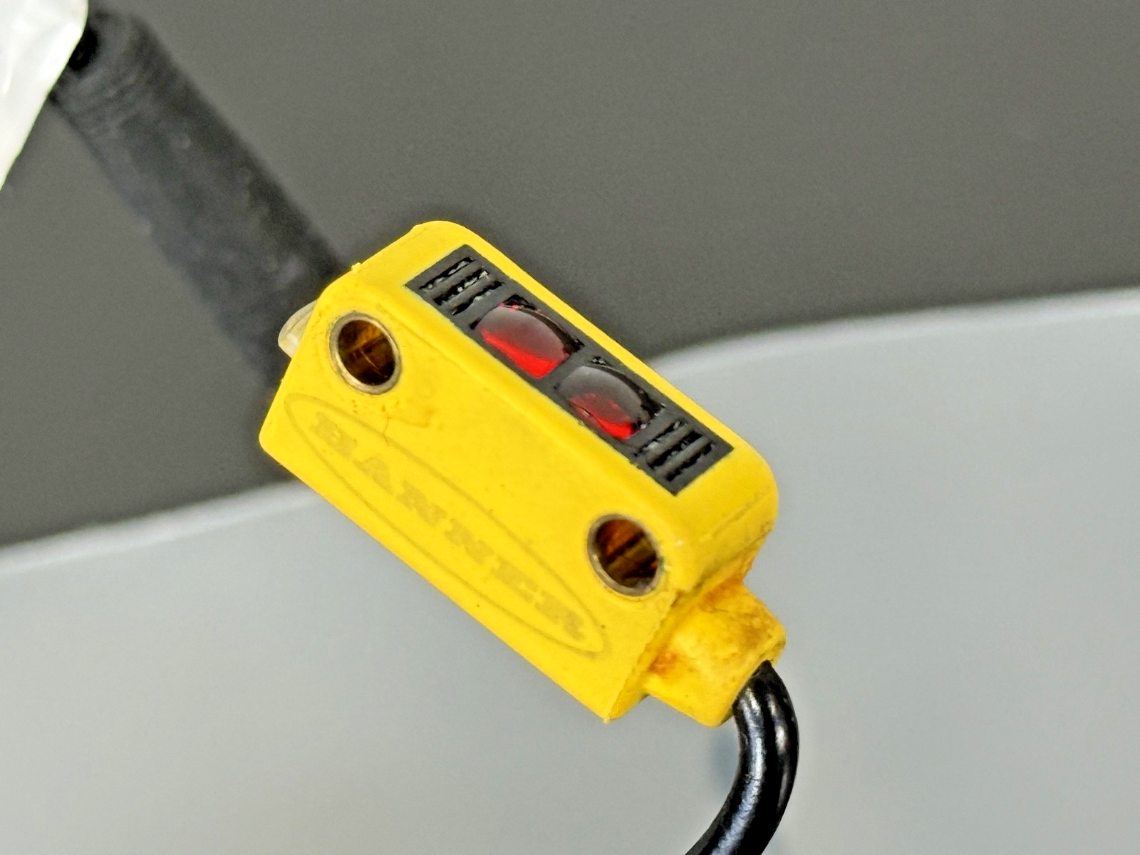 Banner Engineering Q12AP6FF30Q3 Photoelectric Sensor 10 30VDC2