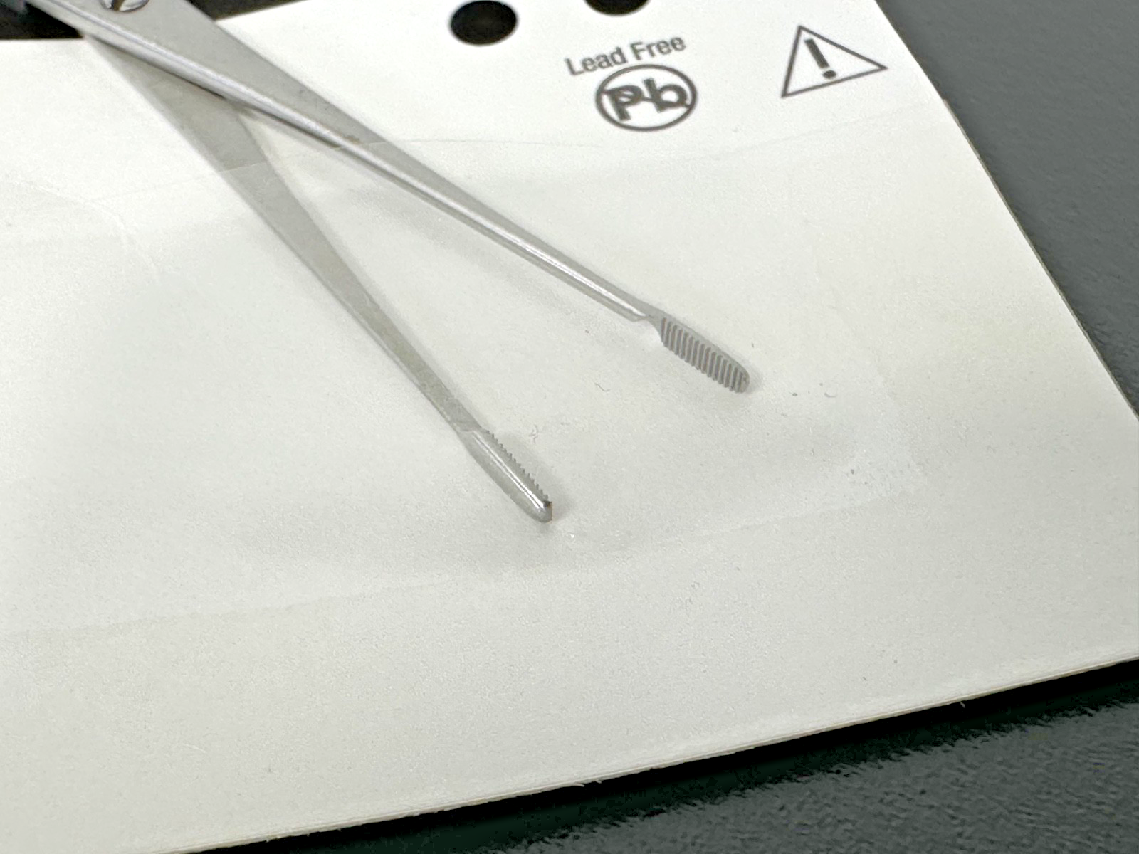 3M Attest 13913 Instrument Protector with Surgical Scissors & Forceps1