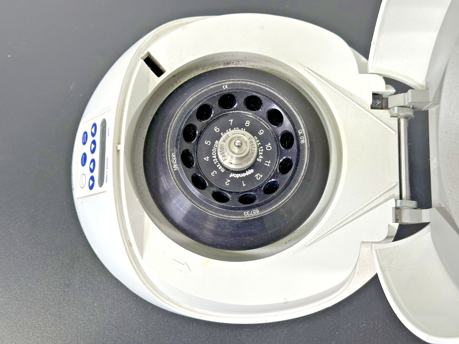 Eppendorf MiniSpin 5452 Laboratory Microcentrifuge For Parts Repair4