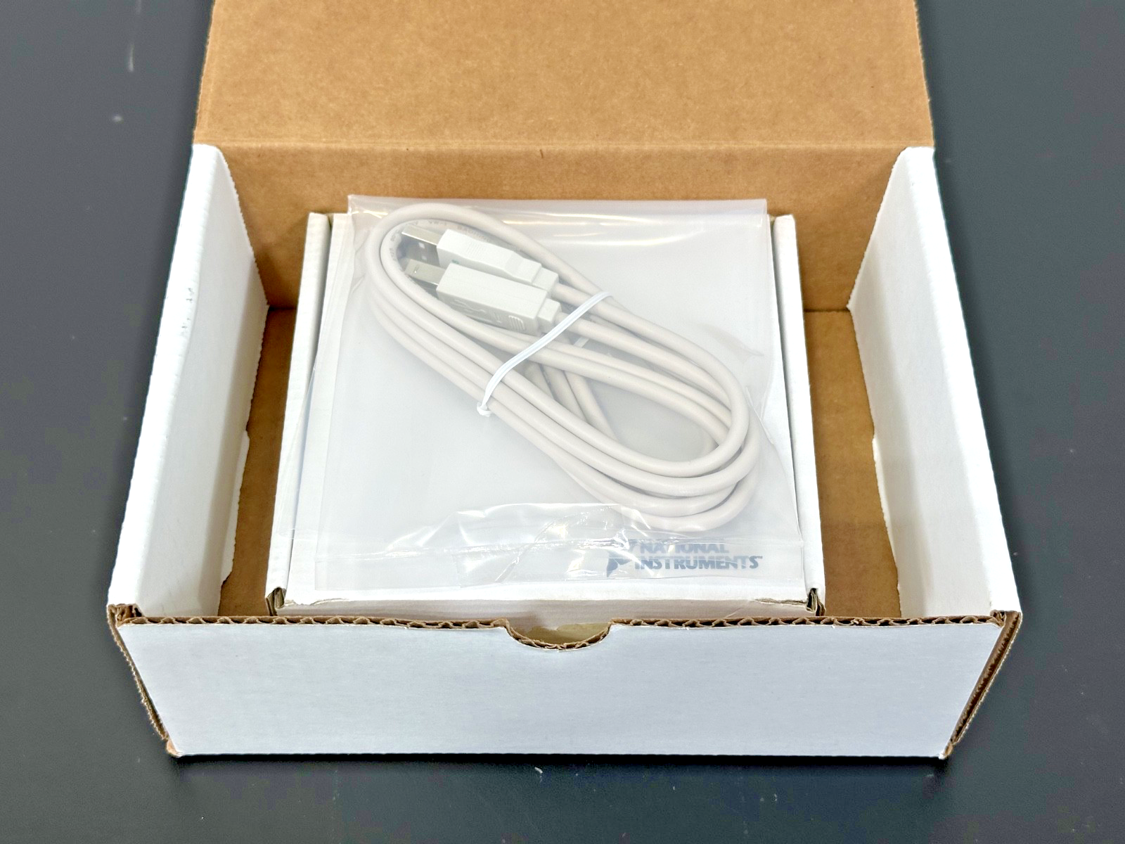 National Instruments NI USB-6008 779051-01 Multifunction I/O DAQ Kit5