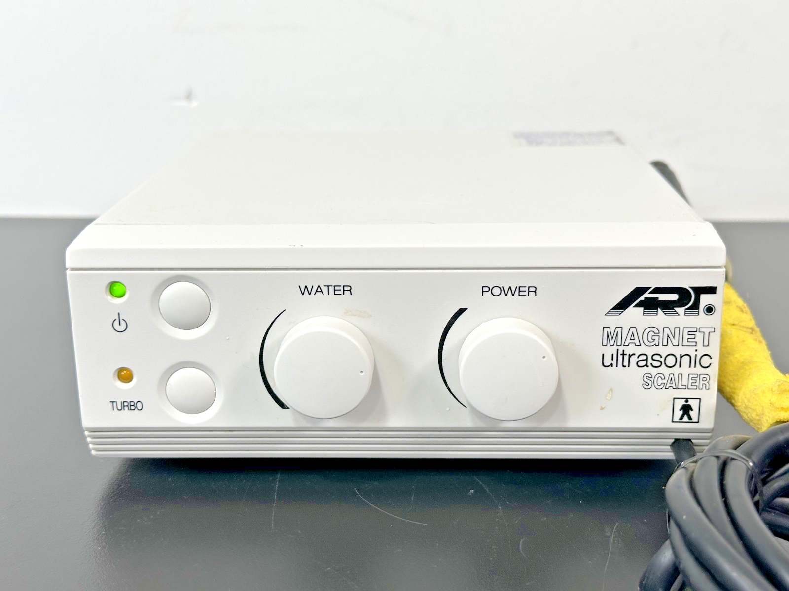 ART Magnet ART M1 26K Ultrasonic Scaler Control Unit w/ Handpiece Parts1