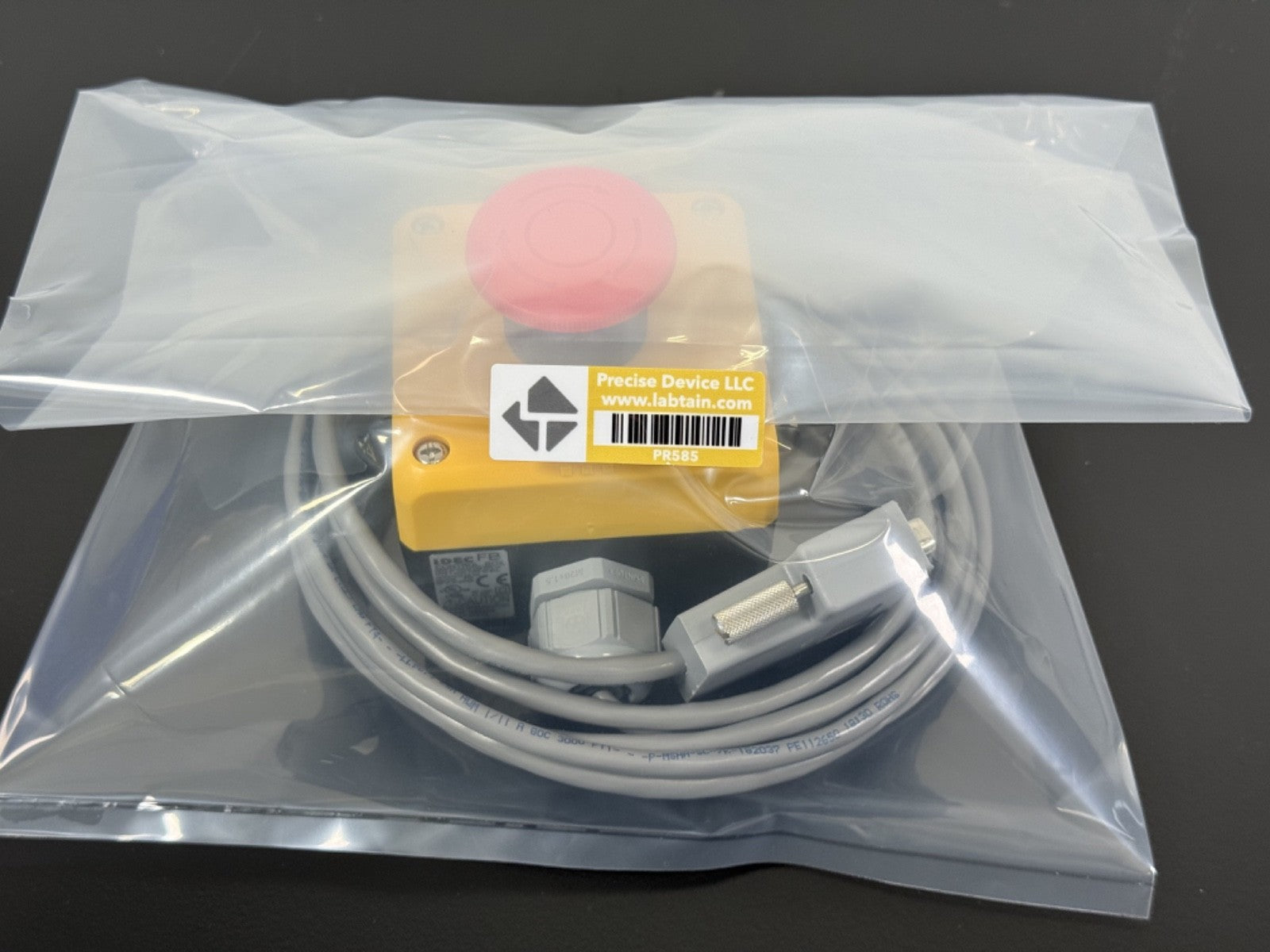 IDEC FB Emergency Stop Control Box Mushroom Push Button Type 4X IP653