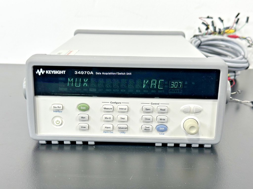 Keysight 34970A Data Acquisition Switch Unit w/ 3x 34901A Multiplexer Working0