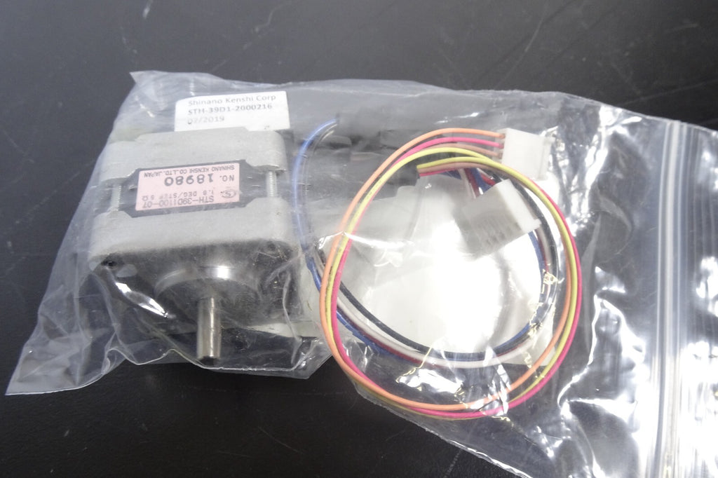 Motor Shinano STH 39D1100 07 Stepper Motor1